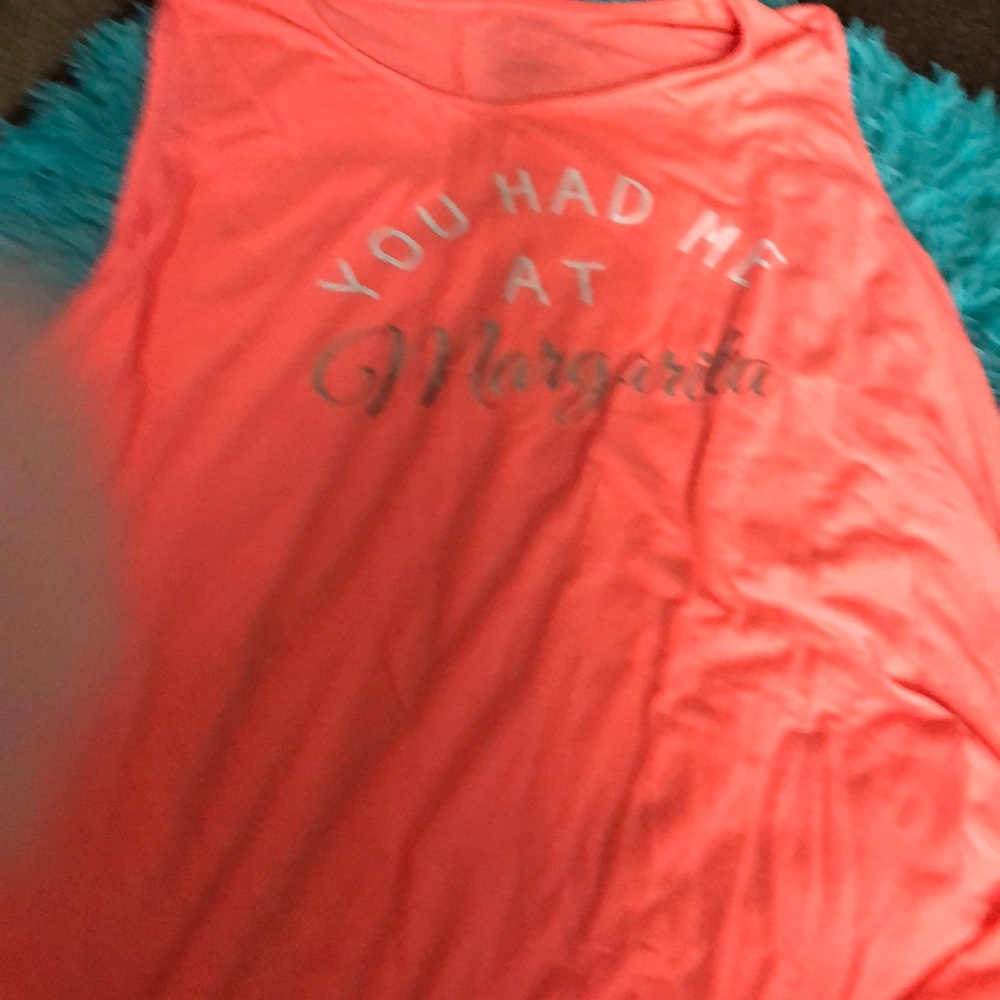 Large muscle tee
